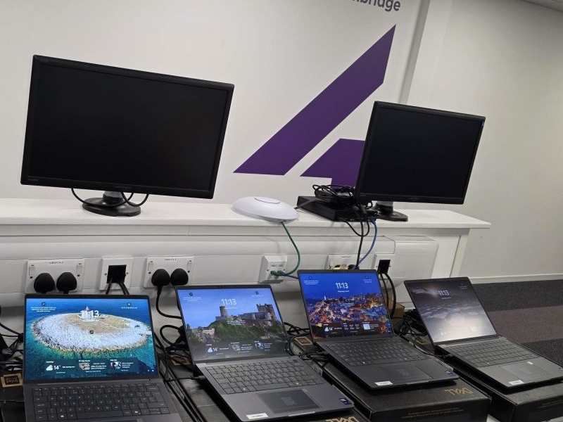 Laptops still in strong demand